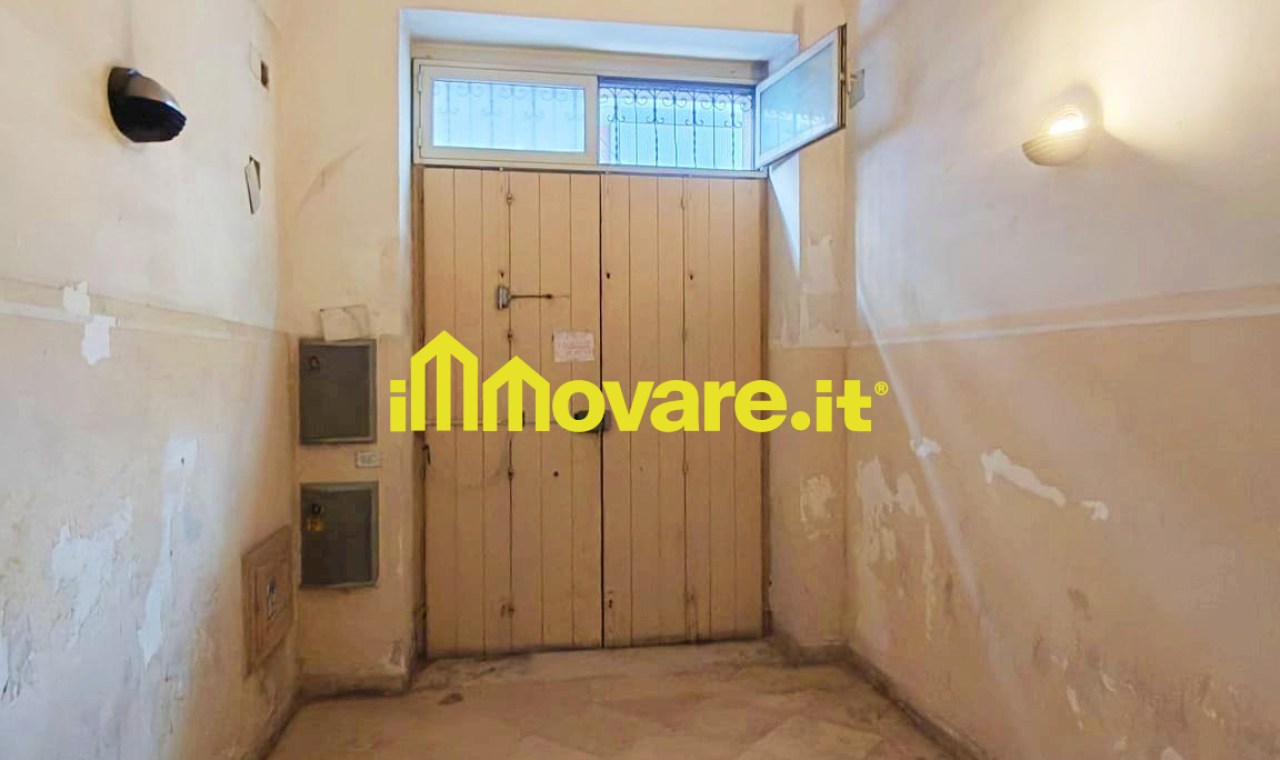 immagine-Bari-Via Dante Alighieri 428